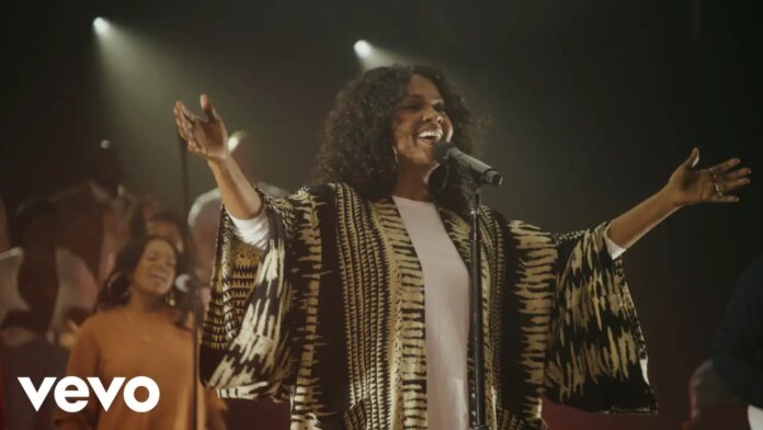 CeCe Winans – That's My King (video de Youtube, descargar letra)
