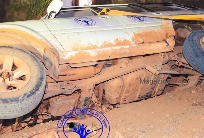 Foundation Zòn Pa Fè Moun escapa de una tragedia de la carretera

