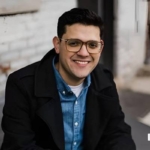 Dimas Cortez: mezcla de música y ministerio