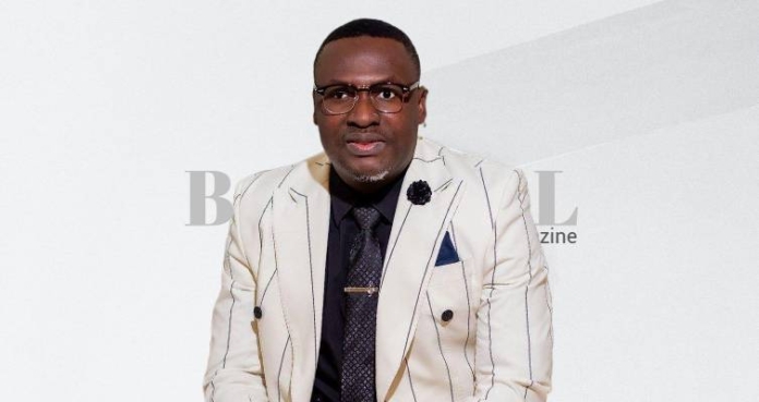 Pedro Vallery presenta a Ebenezer: un elogio inspirado