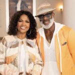 BeBe y CeCe Winans presentan la 40a edición de los Stellar Gospel Music Awards en Nashville.