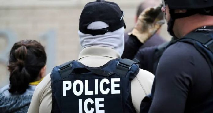 Ice Raids - Mutación de iglesias evangélicas estadounidenses en 2025 Ice Raids - Mutación de iglesias evangélicas estadounidenses en 2025